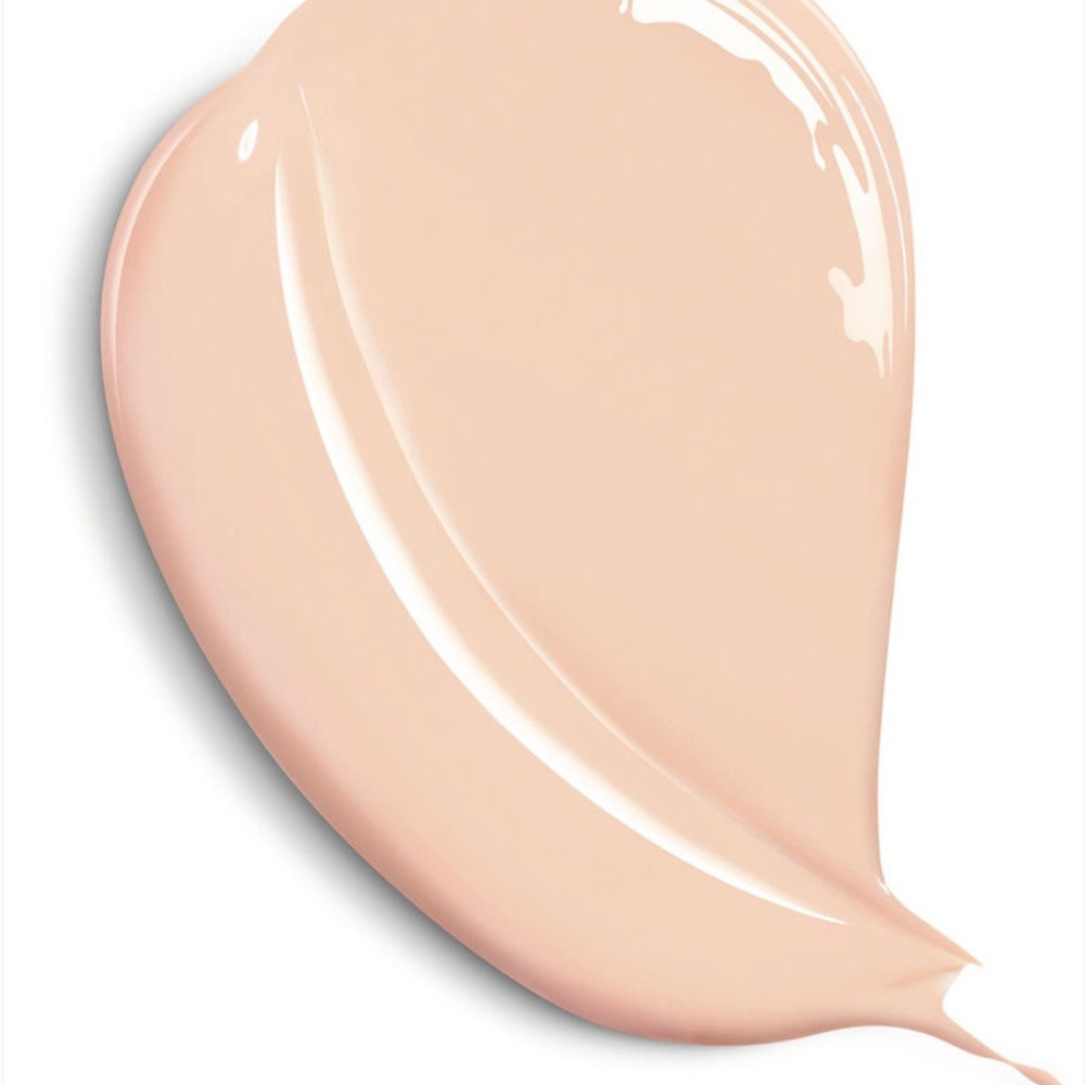 Dior Radiant Foundation Collection - Diverse Shades - Picture 12 of 14
